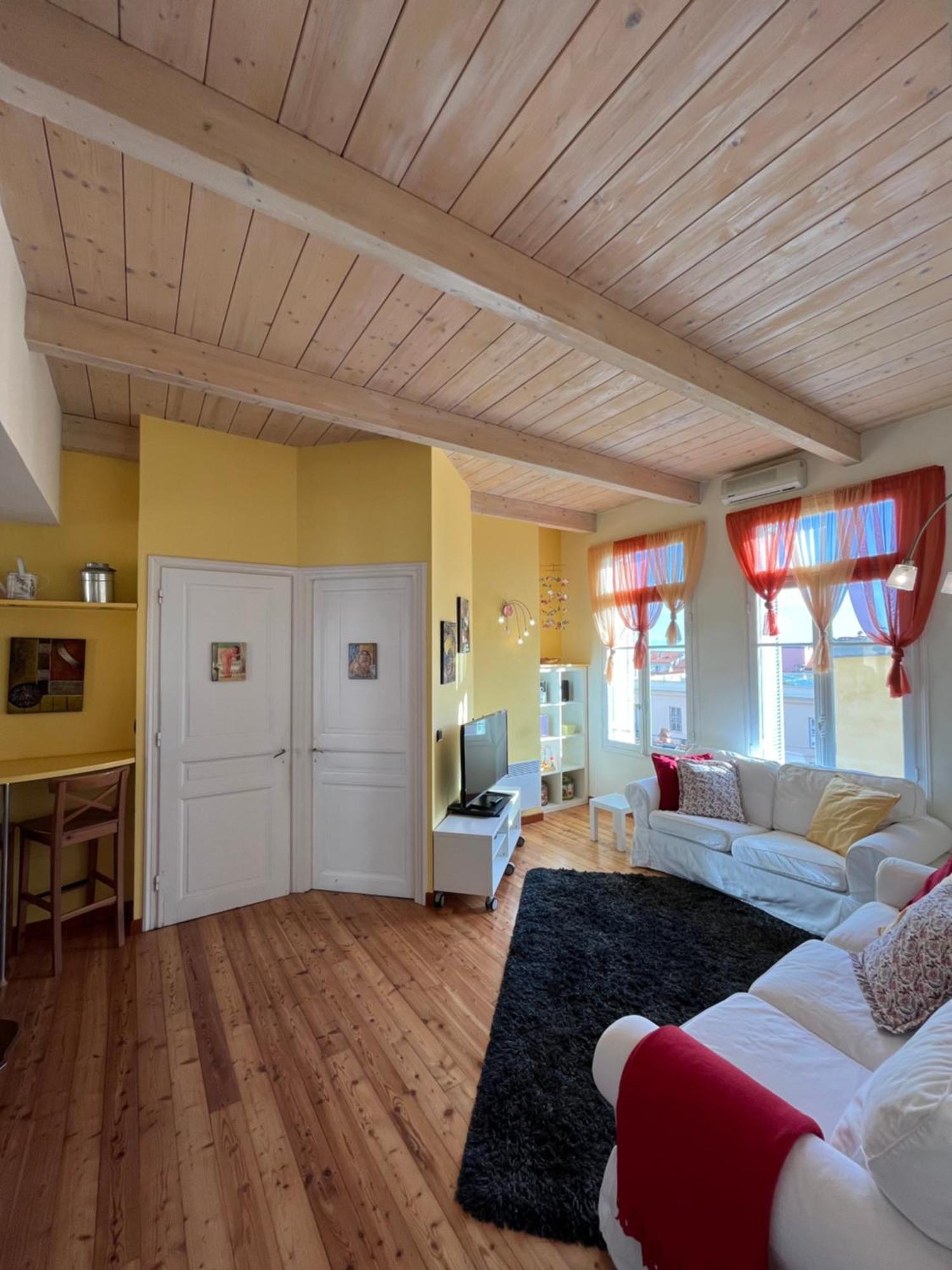 Maison Re- Splendido Appartamento Centro Mentone Eksteriør billede
